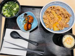 玉子牛肉饭-吉野家(上海美罗城店)