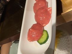 手捶生牛肉丸-牛村来人潮汕牛肉火锅(西单店)