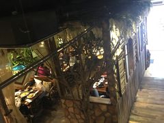 -春天里·老街坊餐厅(港隆广场店)