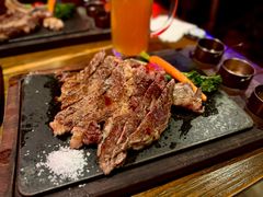 安格斯带骨眼肉牛排-1886德国汽车餐厅(外滩中央店)