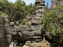 -梭布垭石林景区