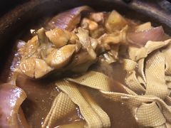 大块牛蛙肉-范贤光鸡公煲(平乐园总店)