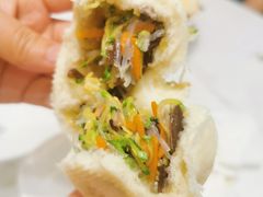 -李与白包子铺(桐梓林店)