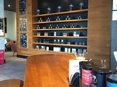 大堂-星巴克(天津工华道智慧山店)