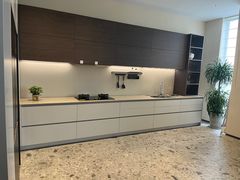 -红星美凯龙全球家居生活广场卡子门店-停车场