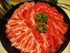 黑毛猪拼雪花肥牛-一哥澳门豆捞·澳门风打边炉(高德置地店)