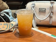 -星巴克臻选(北京颐堤港中心第二店)