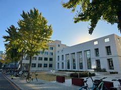 -泊星地咖啡馆(北京大学家园店)