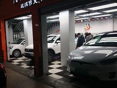 -鲨鱼皮汽车凹陷玻璃修复(静安店)