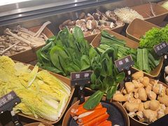 -牛YO寿喜烧·铁板烧和牛火锅自助(市府恒隆店)