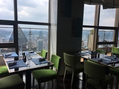 靠窗位-索菲特酒店·乐轩华中餐厅