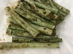 -蚝哥花姐湛江烤生蚝(美丽湾市场店)