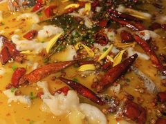 老坛酸菜鱼份赠配菜-桂二老坛酸菜鱼(三街两巷店)