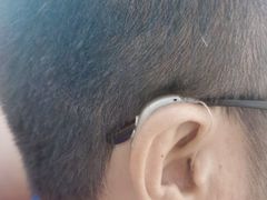 -海之声助听器 瑞士峰力直营中心(华麟大厦店)