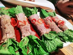 薄荷牛肉卷-云海肴·汽锅鸡·云南菜(高德置地店)
