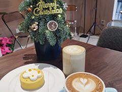 -Fridi Patisserie Cafe