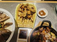 -潮界(LU·ONE凯德晶萃广场店)