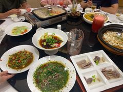 -香山湖家家宴(中山陵店)
