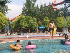-欢乐水魔方水世界