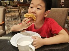 -银星皇冠假日酒店美食阁