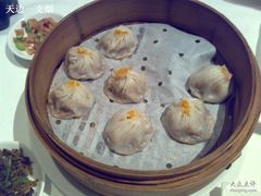 蟹粉小笼-长兴楼饭店