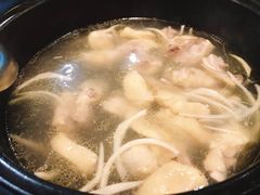 -东椰·海南椰子鸡火锅(朝阳门店)