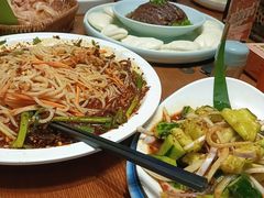 -老滇山寨•云南特色菜•地方菜•民族风情歌舞表演(金碧店)