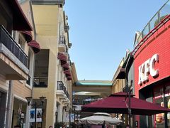 -王府井奥莱临潼小镇(临潼店)