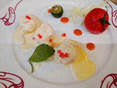 比目鱼大虾卷配白酒少司-马克西姆餐厅(崇文门店)