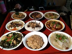 -蓝田九大碗民俗食府(蓝田店)