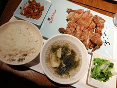 -哇蛙牛功夫面渝都料理(龙阳广场店)
