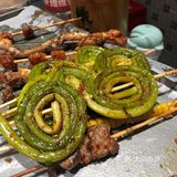 记得上次是在县正街吃的炸炸炸,这个是老店是做烧烤的