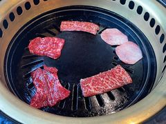 -炼火烤肉店