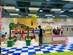 -莫莉幻想儿童乐园(三河燕郊永旺店)