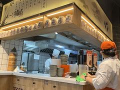 -馋三尺蟹粉小笼(人民广场店)