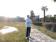 -金孔雀温泉旅游度假村