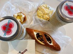 -Dough&Joe团憩(瑞虹天地月亮湾店)