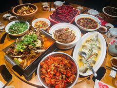 -琥珀老六龙虾(四里河店)