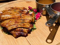 炭烧猪颈肉-小大董·烤鸭(凤凰汇店)