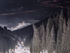 -丝绸之路山地度假区滑雪场