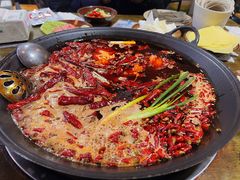 -黄潇洒老火锅(九眼桥宏济巷店)