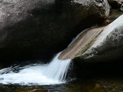 -鄣山大峡谷