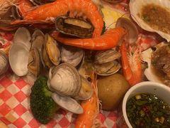 -日进一片海.生腌海鲜火锅.宵夜烧烤(三里屯总店)