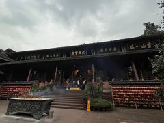 -峨眉山报国寺