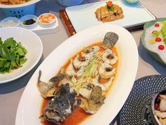 -香山湖渔家大院