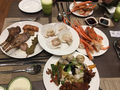 -飨食汇全日制餐厅·昆山皇冠假日酒店(九方店)
