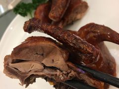 脆皮乳鸽-海逸海鲜酒家(古北店)