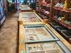 -锅圈食汇火锅烧烤食材超市(聚贤路店)