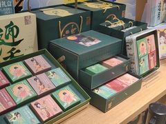 零售区-泸溪河桃酥(西直门凯德店)