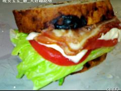 still三明治凑近点-多乐之日(五道口店)